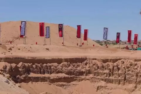 مصدر ليلا كورة: أعمال استاد الأهلي مستمرة والتربة الصخرية لا تعيق الحفر